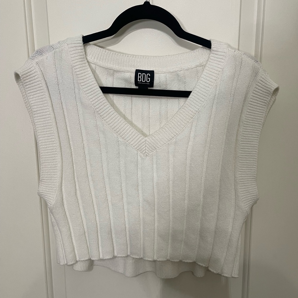 BDG | White Sweater Vest.